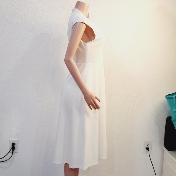 Calvin Klein Side Button Midi Flared Flowy Dress In Cream Size: 4 - Picture 12 of 14